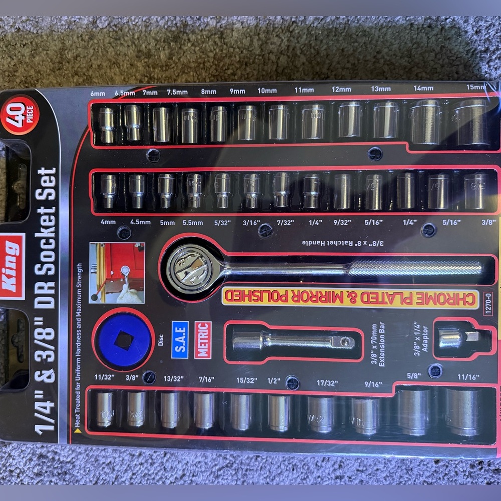 King 40-Piece 1/4" & 3/8" Socket Set - Black/Red